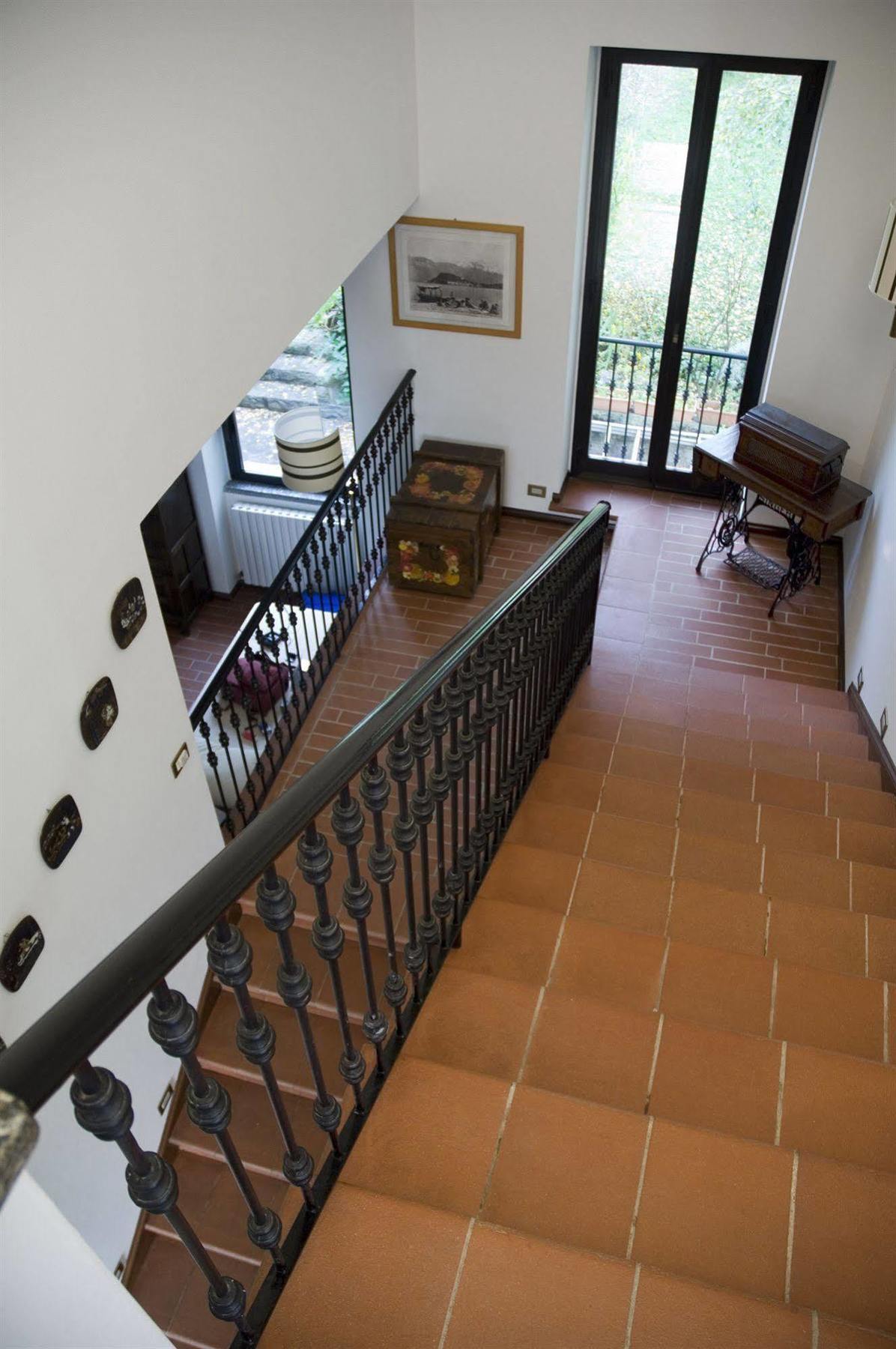 Bed And Breakfast Casa Nini Lierna Eksteriør billede